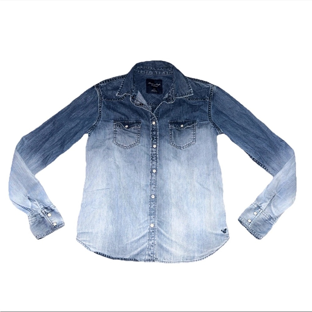 American Eagle Ombre Denim Pearl Snap Long Sleeve Shirt Western Women’s Sz Small